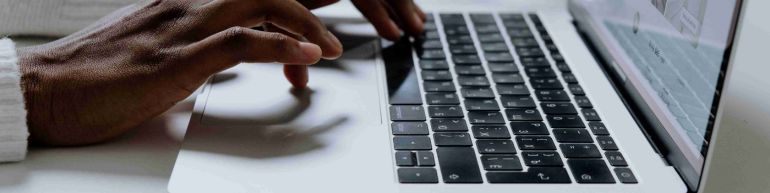 LLM（大規模言語モデル）とは？基本からわかりやすく簡単に解説