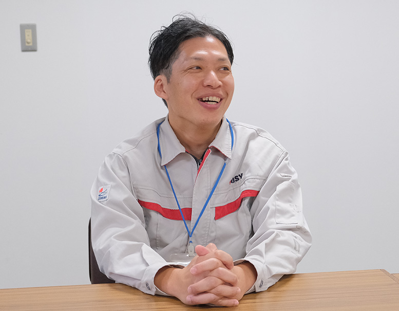 情報システム部 推進係長 赤尾 宗一郎 様