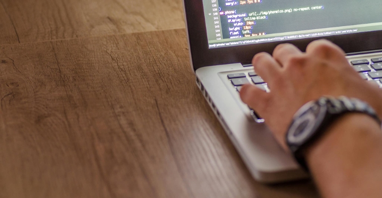 ビジネスにおけるAIの活用事例