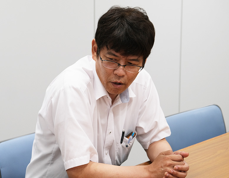 市民課 課長 久ノ坪 和幸 様