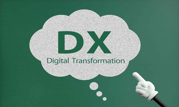 DXとAIの違いや関係性は？DXへの活用成功事例とポイントを解説