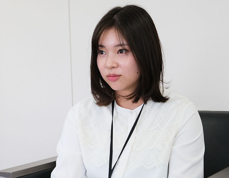 管理部 情報システム課 遠藤 百香 様