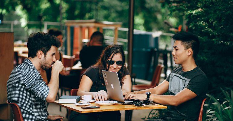 DX（デジタルトランスフォーメーション）とは？