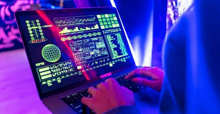 USBメモリでマルウェア感染した際の被害